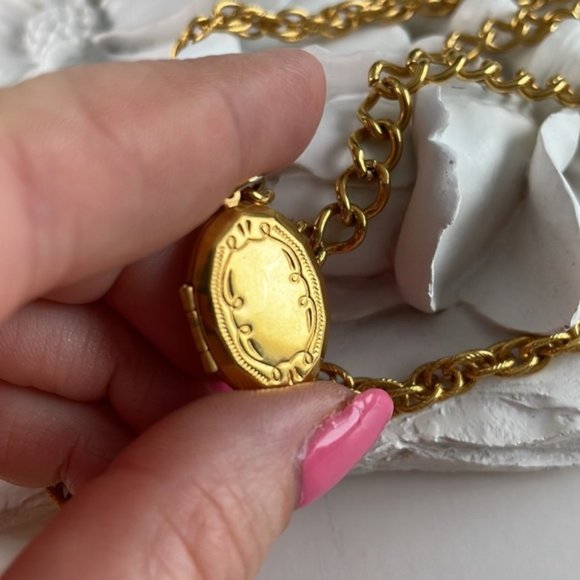 VINTAGE Double Chain Locket &  Tassel Charm Pendants - Picture 8 of 10